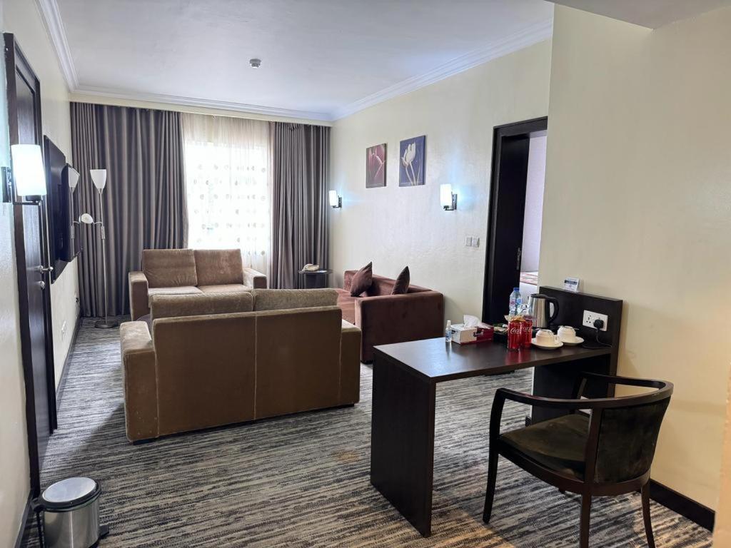 Golden Tulip Ibadan Ξενοδοχείο Εξωτερικό φωτογραφία